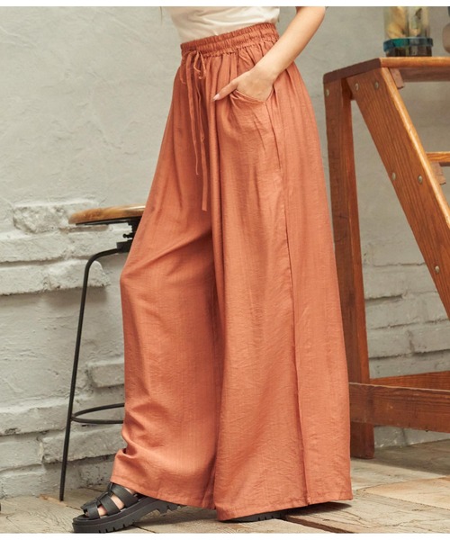 anap mimpi(アナップミンピ)の「リラックス ユッタリ ワイドパンツ(その他パンツ・レディース・オレンジ/ネイビー/ターコイズブルー・FREE)」の1枚目の写真