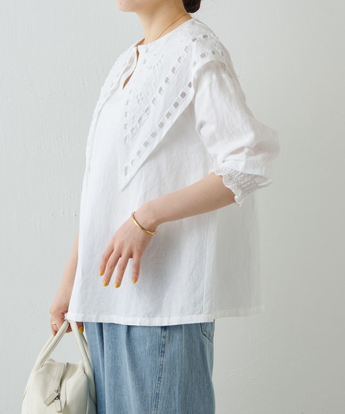 BEARDSLEY（ビアズリー）の「三角襟刺繍ブラウス（シャツ/ブラウス）」 - WEAR