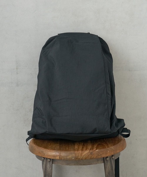 EARTH MADE（アースメイド）の「LIGHT NYLON RUCK（バックパック/リュック・レディース・ベージュ/ブラック/グレー・0）」の14枚目の写真
