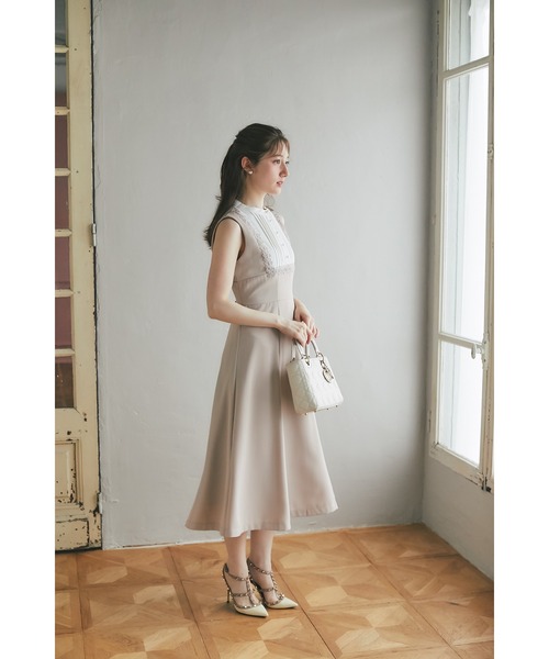 ヨークレース切替バックレースアップ配色ワンピース（ワンピース