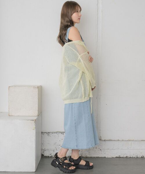 RETRO GIRL(レトロガール)の「スパンコールメッシュカーデ(ニット/セーター・レディース・ブラック/オフホワイト/ブルー/オレンジ・FREE)」の7枚目の写真