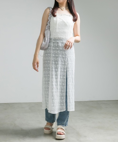 OLIVE des OLIVE（オリーブデオリーブ）の「チョーカー付きレースキャミワンピース　1041090240（ワンピース・レディース・オフホワイト/ブラック/ピンクベージュ・FREE）」の2枚目の写真