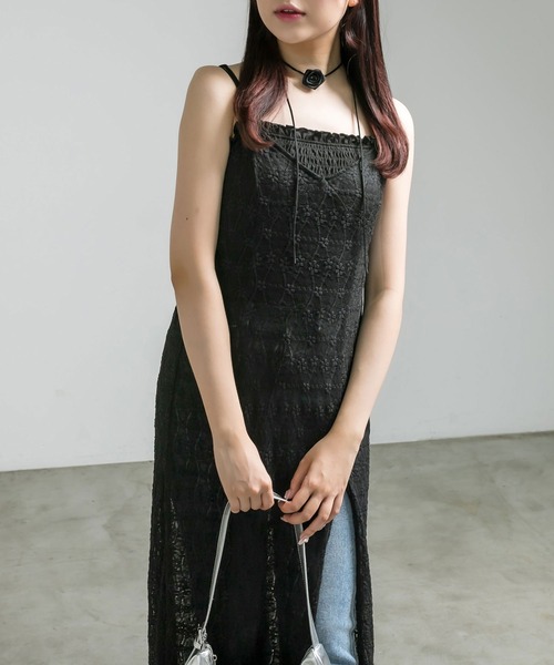 OLIVE des OLIVE（オリーブデオリーブ）の「チョーカー付きレースキャミワンピース　1041090240（ワンピース・レディース・オフホワイト/ブラック/ピンクベージュ・FREE）」の22枚目の写真