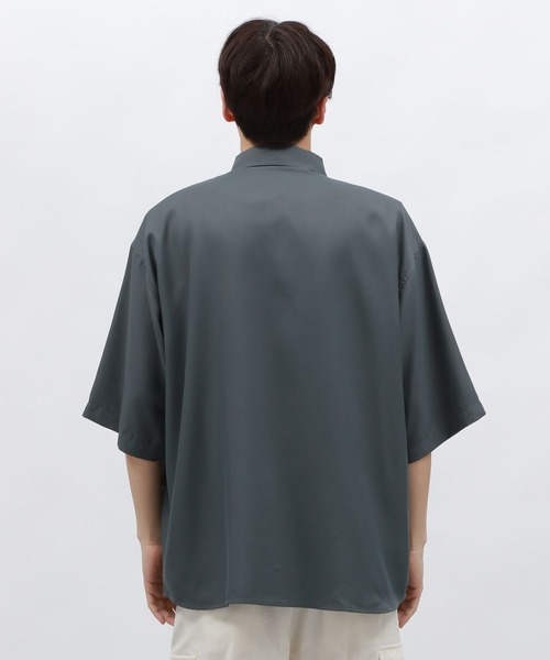 LAKOLE(ラコレ)の「フラワー刺繍シャツ半袖 / 128339(シャツ/ブラウス・メンズ・チャコール/ベージュ/ライトグレー/ブルー・MEDIUM/LARGE/X-LARGE)」の17枚目の写真