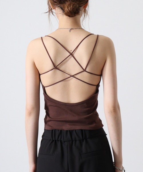 Y/lim(イリム)の「カップ付きバッククロスストラップキャミソール(キャミソール・レディース・ブラック/オフホワイト/グレー/ブラウン/ブラック系・FREE)」の19枚目の写真