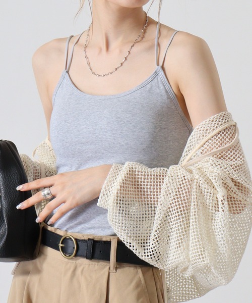 Y/lim(イリム)の「カップ付きバッククロスストラップキャミソール(キャミソール・レディース・ブラック/オフホワイト/グレー/ブラウン/ブラック系・FREE)」の11枚目の写真