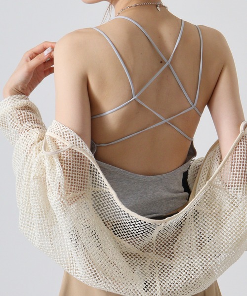 Y/lim(イリム)の「カップ付きバッククロスストラップキャミソール(キャミソール・レディース・ブラック/オフホワイト/グレー/ブラウン/ブラック系・FREE)」の9枚目の写真