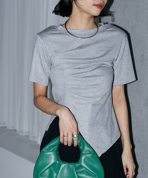 LIENCOEUR（リアンクール）の「アシンメトリーギャザーTシャツ（Tシャツ/カットソー・レディース・ホワイト/ブラック/グレー・FREE）」の12枚目の写真