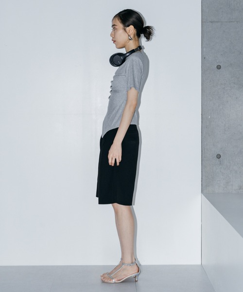 LIENCOEUR（リアンクール）の「アシンメトリーギャザーTシャツ（Tシャツ/カットソー・レディース・ホワイト/ブラック/グレー・FREE）」の13枚目の写真