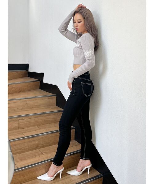 GYDA(ジェイダ)の「レーサーデザインembroideryニットトップス(ニット/セーター・レディース・オフホワイト/グレー/ブラック・FREE)」の7枚目の写真