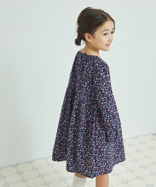 pairmanon（ペアマノン）の「総柄 長袖 リラックス ワンピース（ワンピース・キッズ・アイボリー/グレー系その他/ブラウン系その他/ブラック系その他/ブルー/ピンク/レッド系その他/パープル系その他/ドット/ラベンダー・100/110/120/130/140/150/90）」の8枚目の写真