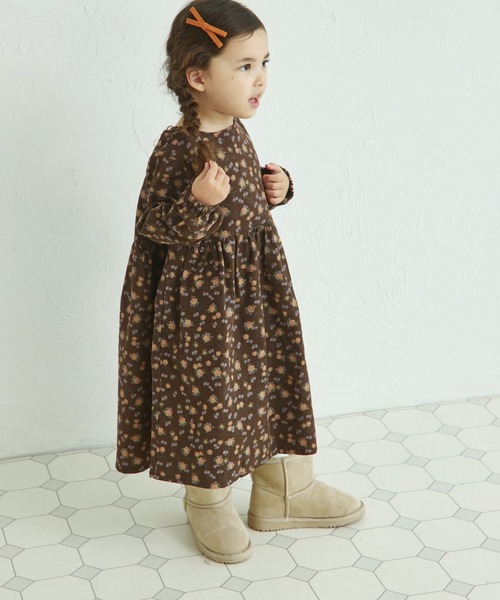 pairmanon（ペアマノン）の「総柄 長袖 リラックス ワンピース（ワンピース・キッズ・アイボリー/グレー系その他/ブラウン系その他/ブラック系その他/ブルー/ピンク/レッド系その他/パープル系その他/ドット/ラベンダー・100/110/120/130/140/150/90）」の17枚目の写真