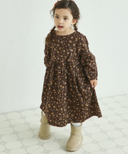 pairmanon（ペアマノン）の「総柄 長袖 リラックス ワンピース（ワンピース・キッズ・アイボリー/グレー系その他/ブラウン系その他/ブラック系その他/ブルー/ピンク/レッド系その他/パープル系その他/ドット/ラベンダー・100/110/120/130/140/150/90）」の18枚目の写真