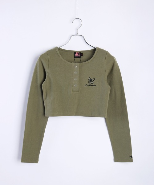 STARTER BLACK LABEL（スターターブラックレーベル）の「STARTER BLACK LABEL 蝶刺繍 ヘンリーネック クロップド丈 テレコリブ ロンＴ（Tシャツ/カットソー・レディース・カーキ/ブラック/チャコール/ホワイト/ピンク・M/L）」の4枚目の写真