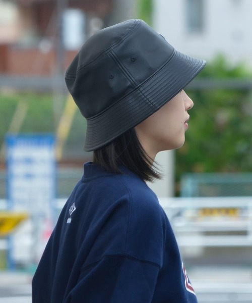 Lee（リー）の「【Lee/リー】ワンポイントロゴ刺繍フェイクレザー合皮