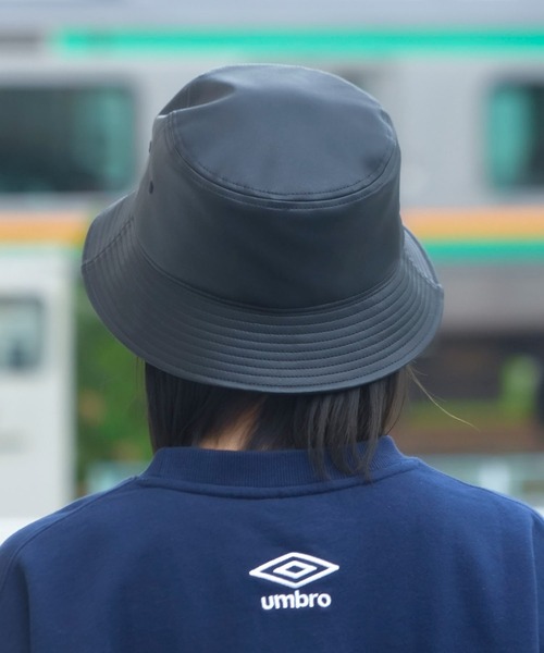 Lee（リー）の「【Lee/リー】ワンポイントロゴ刺繍フェイクレザー合皮