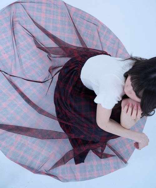 Nora Lily elle(ノラリリーエル)の「【Nora Lily】「elle」Sheer Check Skirt(スカート・レディース・ベージュ/レッド/グレー・FREE)」の9枚目の写真