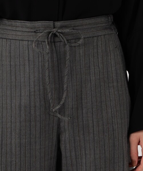TELA（テラ）の「TELA DISCO/GESS シャドーストライプパンツ（その他パンツ・レディース・グレー系その他2・42）」の8枚目の写真