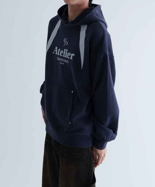 epnok（エプノック）の「【EPNK】Rivet pigment hoodie / リベットピグメントフーディー（パーカー・メンズ・ブラック/ネイビー・SMALL/MEDIUM/LARGE）」の12枚目の写真