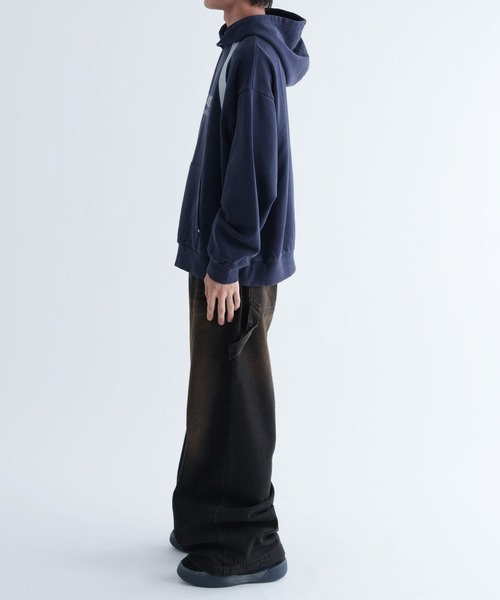 epnok（エプノック）の「【EPNK】Rivet pigment hoodie / リベットピグメントフーディー（パーカー・メンズ・ブラック/ネイビー・SMALL/MEDIUM/LARGE）」の9枚目の写真