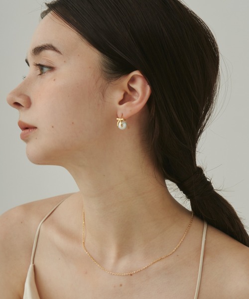 セール】【 金属アレルギー対応 】 リボンパールピアス