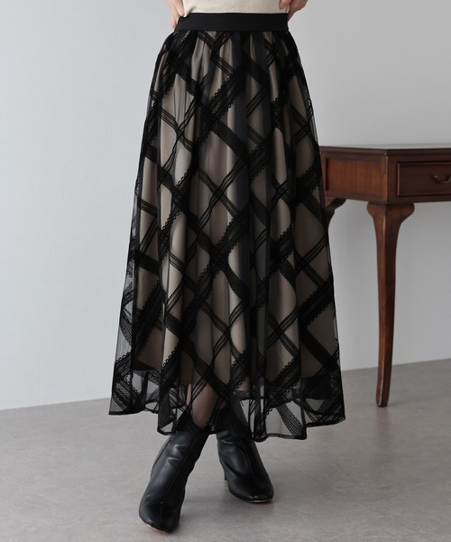 BLUEEAST（ブルーイースト）の「丈が選べるフロッキーチェックチュールスカート（スカート・レディース・ブラック/ベージュ/ネイビー/ブラック系/グレー系・SHORT/LONG）」の16枚目の写真