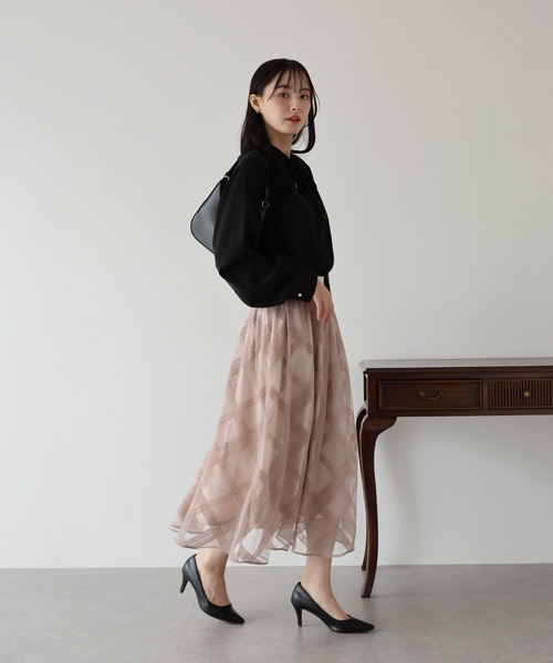 BLUEEAST（ブルーイースト）の「丈が選べるフロッキーチェックチュールスカート（スカート・レディース・ブラック/ベージュ/ネイビー/ブラック系/グレー系・SHORT/LONG）」の8枚目の写真