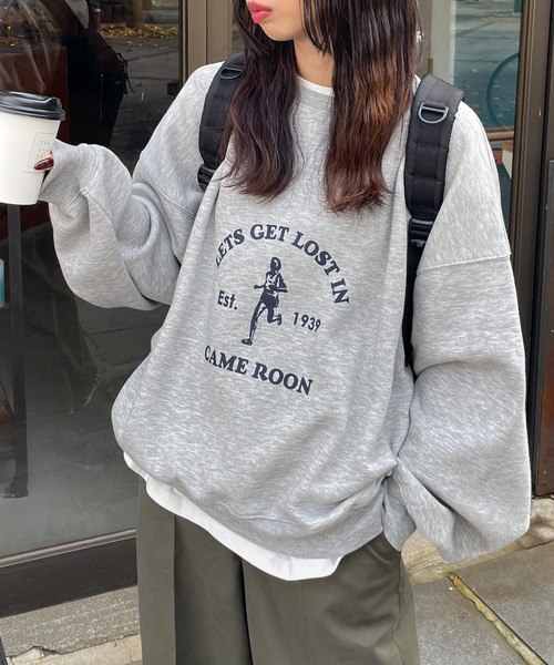 Chillfar(チルファー)の「アソートデザインロゴスウェット(スウェット・レディース・ネイビー系1/レッド系1/アイボリー系2/グレー系1/アイボリー系1/ブルー系1/ネイビー系2/ブルー系/オートミール/ネイビー/ネイビー系/アイボリー系/グレー系/杢グレー/グリーン系/ボルドー/ホワイト/レッド系・FREE)」の5枚目の写真