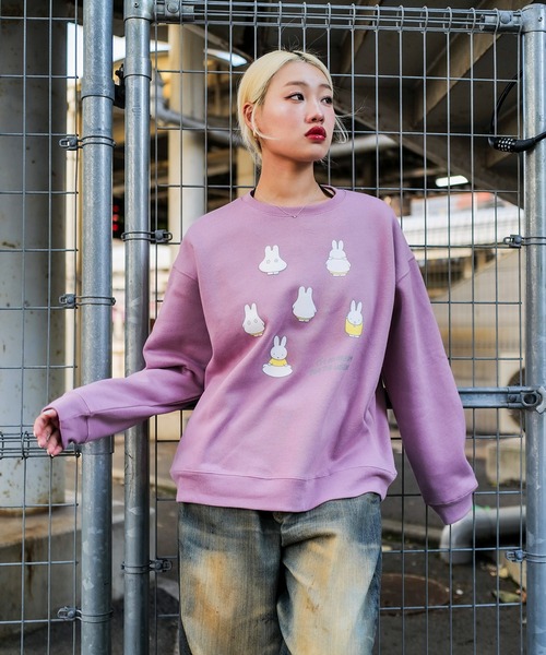 Miffy( ミッフィー)の「【miffy/ミッフィー】Dick Bruna ディック・ブルーナ オリジナルデザイン 裏起毛クルーネックスウェット(スウェット・メンズ・ブラック系その他2/ピンク系その他/ホワイト系その他/ベージュ系その他2・X-LARGE/LARGE/MEDIUM)」の14枚目の写真