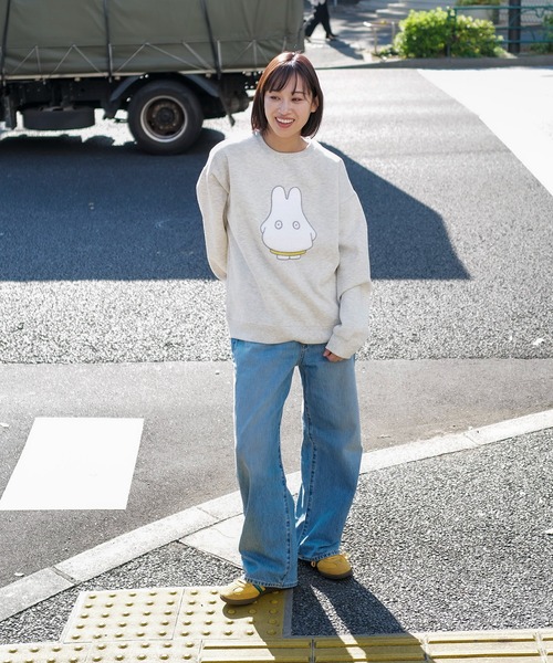 Miffy( ミッフィー)の「【miffy/ミッフィー】Dick Bruna ディック・ブルーナ オリジナルデザイン 裏起毛クルーネックスウェット(スウェット・メンズ・ブラック系その他2/ピンク系その他/ホワイト系その他/ベージュ系その他2・X-LARGE/LARGE/MEDIUM)」の22枚目の写真