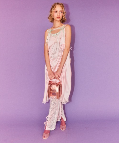 Candy Stripper(キャンディストリッパー)の「ADORABLE CANDY RIBBON SHOULDER バッグ(ショルダーバッグ・レディース・ピンクゴールド/ブラック・FREE)」の3枚目の写真