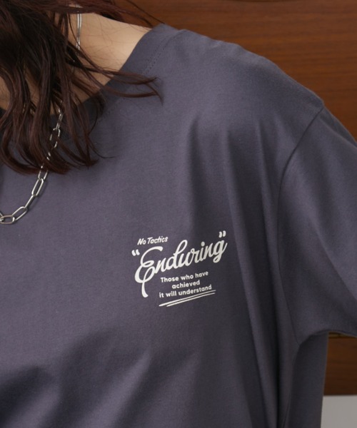 Auntie Rosa Holiday（アンティローザホリデー）の「サガラ刺繍ロゴTEE（Tシャツ/カットソー・レディース・チャコールグレー/アイボリー/ピンク・FREE）」の11枚目の写真