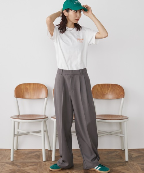 Auntie Rosa Holiday（アンティローザホリデー）の「サガラ刺繍ロゴTEE（Tシャツ/カットソー・レディース・チャコールグレー/アイボリー/ピンク・FREE）」の13枚目の写真