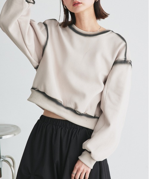 ad thie(アドティエ)の「スプレーデザイン スウェット プルオーバー(Tシャツ/カットソー・レディース・ブラック/ブラウン/ベージュ・FREE)」の3枚目の写真
