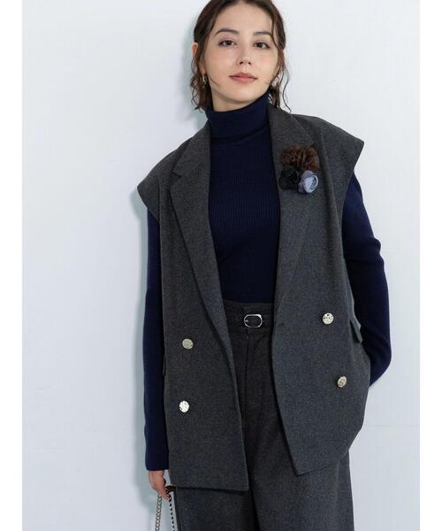 Te chichi（テチチ）の「ウーリーダブルブレストミドルジレ（セットアップ可）（ノーカラージャケット・レディース・チャコールグレー/ベージュ・F）」の3枚目の写真