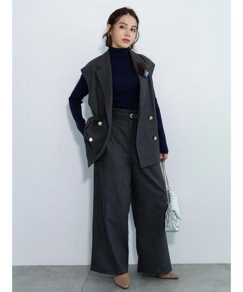 Te chichi（テチチ）の「ウーリーダブルブレストミドルジレ（セットアップ可）（ノーカラージャケット・レディース・チャコールグレー/ベージュ・F）」の5枚目の写真