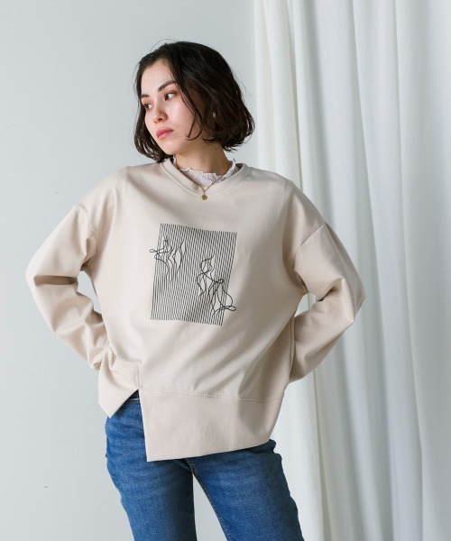 nu.de vintagecloset アートプリント 長袖Tシャツ ベージュ nu.de vintagecloset アートプリント 長袖Tシャツ ベージュ