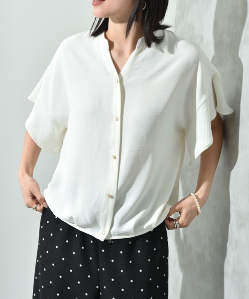 INTERPLANET（インタープラネット）の「【接触冷感・UV】ポーラキーネックゴールド釦ワイドスリーブブラウス（シャツ/ブラウス・レディース・ブラック/ブルー/オフホワイト/イエロー・FREE）」の18枚目の写真