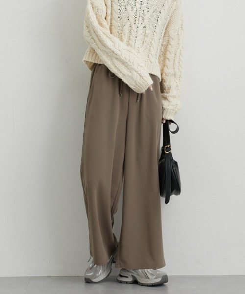 nissen(ニッセン)の「カットジョーゼットワイドパンツ(その他パンツ・レディース・ブラック/アイボリー/モカ・M/L)」の4枚目の写真