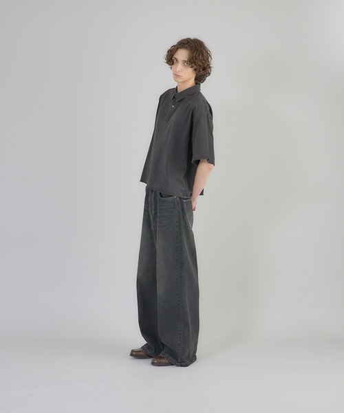 Regen Glanz(レーゲングランツ)の「cropped pigment dyed loose fit T-shirt/クロップドピグメントポロTシャツ(ポロシャツ・メンズ・ブラック/ネイビー・MEDIUM/LARGE)」の11枚目の写真