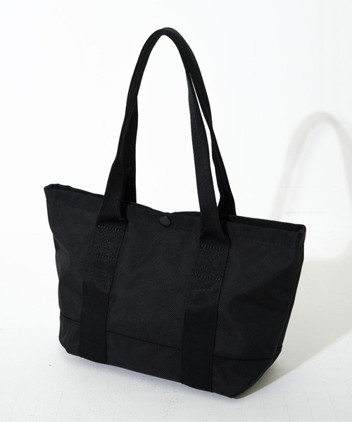NEW ERA(ニューエラ)の「【NEW ERA/ニューエラ】TOTE BAG MINI(トートバッグ・メンズ・サンドベージュ/ブラック×ホワイト/ブラック/ブラック系その他・FREE)」の17枚目の写真