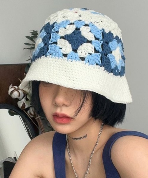 LADY LIKE(レディライク)の「カラフルバケットニット帽(ニットキャップ/ビーニー・レディース・ホワイト/ブルー/ブラウン・F)」の6枚目の写真