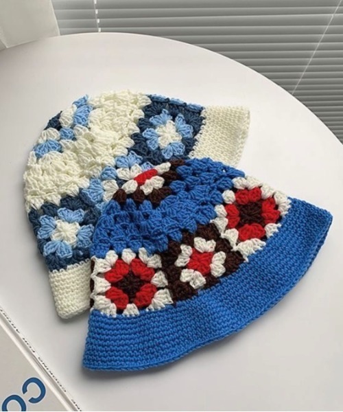 LADY LIKE(レディライク)の「カラフルバケットニット帽(ニットキャップ/ビーニー・レディース・ホワイト/ブルー/ブラウン・F)」の17枚目の写真