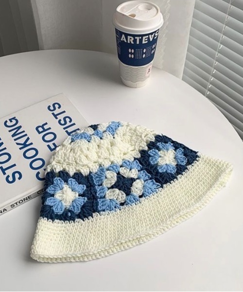 LADY LIKE(レディライク)の「カラフルバケットニット帽(ニットキャップ/ビーニー・レディース・ホワイト/ブルー/ブラウン・F)」の18枚目の写真