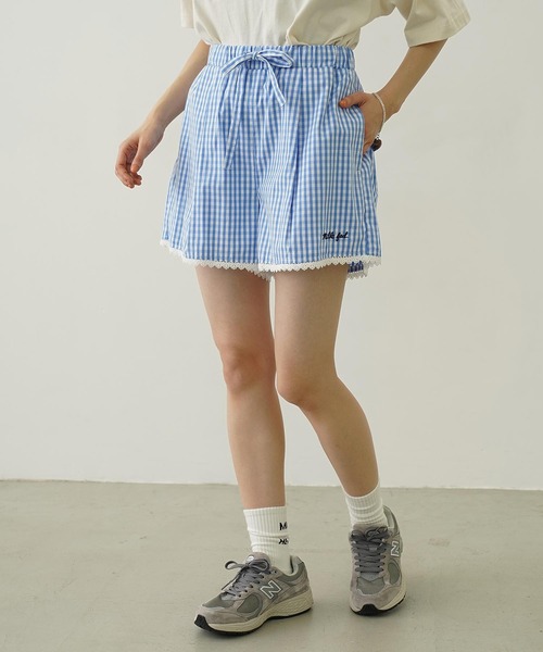MILKFED.（ミルクフェド）の「GINGHAM MINI SHORTS（その他パンツ・レディース・レッド/ブラック/ライトブルー・S/M）」の2枚目の写真