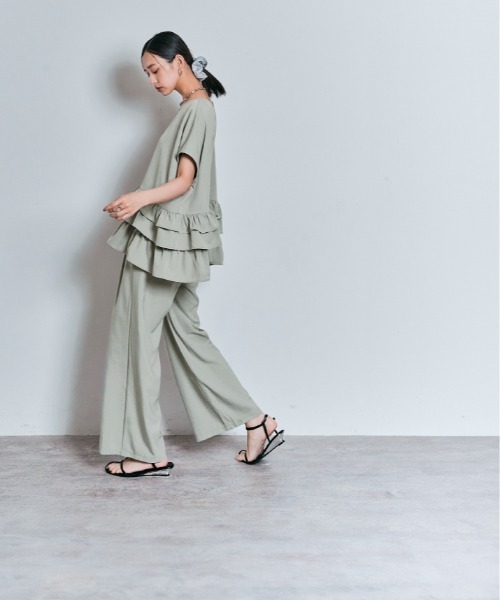 W:Huku(フーク)の「【W:Huku / イージーライトシリーズ】ゆるっと着られて、きれい見え。ハーフスリーブ ティアード フリル トップス(シャツ/ブラウス・レディース・ブラック/オフホワイト/グリーン系その他/チャコール/ブラウン・FREE)」の11枚目の写真