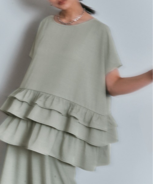 W:Huku(フーク)の「【W:Huku / イージーライトシリーズ】ゆるっと着られて、きれい見え。ハーフスリーブ ティアード フリル トップス(シャツ/ブラウス・レディース・ブラック/オフホワイト/グリーン系その他/チャコール/ブラウン・FREE)」の12枚目の写真