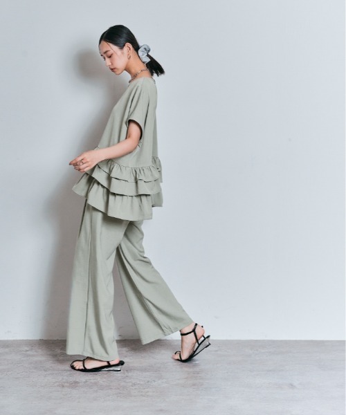 W:Huku(フーク)の「【W:Huku / イージーライトシリーズ】ゆるっと着られて、きれい見え。ハーフスリーブ ティアード フリル トップス(シャツ/ブラウス・レディース・ブラック/オフホワイト/グリーン系その他/チャコール/ブラウン・FREE)」の19枚目の写真