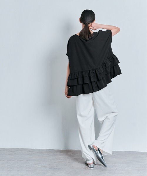 W:Huku(フーク)の「【W:Huku / イージーライトシリーズ】ゆるっと着られて、きれい見え。ハーフスリーブ ティアード フリル トップス(シャツ/ブラウス・レディース・ブラック/オフホワイト/グリーン系その他/チャコール/ブラウン・FREE)」の22枚目の写真