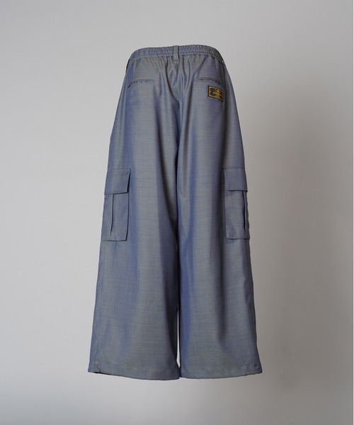 MAISON SPECIAL(メゾンスペシャル)の「《UNISEX》4 Colors Chambray Washable Wool Prime-Wide Cargo Pants/4色シャンブレーウォッシャブルウールプライムワイドカーゴパンツ【MAISON SPECIAL/メゾンスペシャル】(カーゴパンツ・メンズ・チャコールグレー/グレー/ブルー/ブラック/ホワイト/ダークネイビー/ダークブルー・0/1/2)」の20枚目の写真